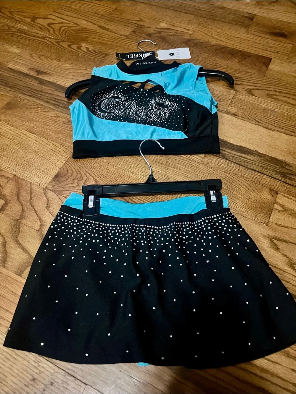 New 2 Piece Cheerleading Uniform Outfit Sleeveless Crop Top w/ Skirt cheer sz 10